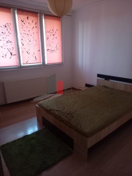 Doua camere, apartament semidecomandat